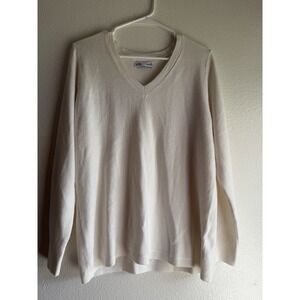 Croft & Barrow V-Neck Women's Extra Soft V-Neck Acrylic Sweater. Sz PL